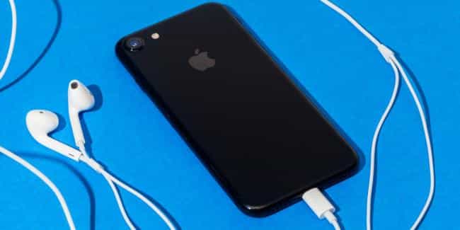 Iphone без стандартного разъёма для наушников