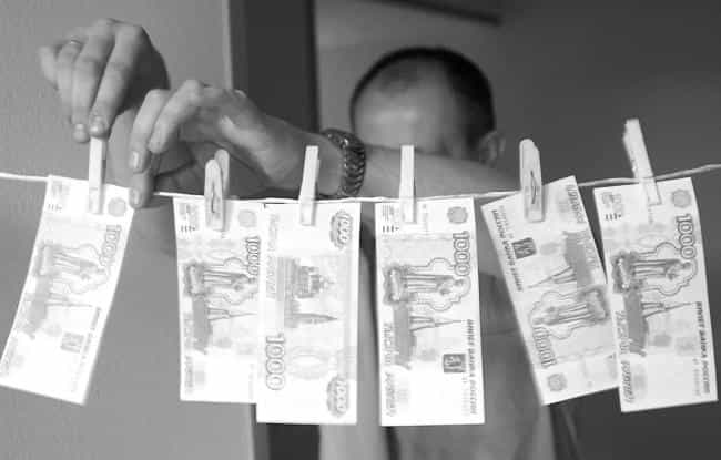 Любой может создавать фальшивые купюры