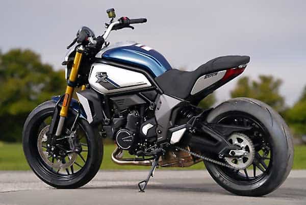 CFMoto 700CL-X: Китайская звезда с европейским акцентом