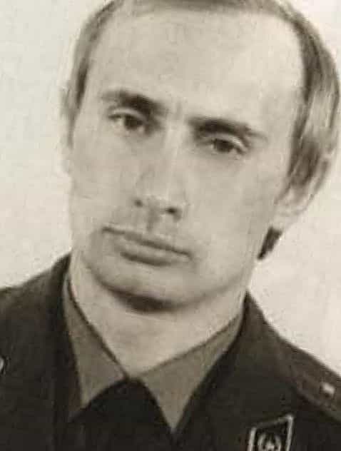 Путин кгб фото