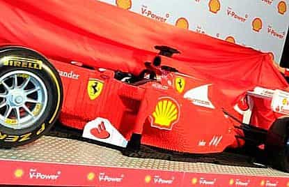 Модель Ferrari F1 из лего